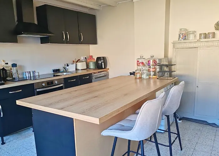 Le Repaire - Cozy 2 Bedroom House Holiday home