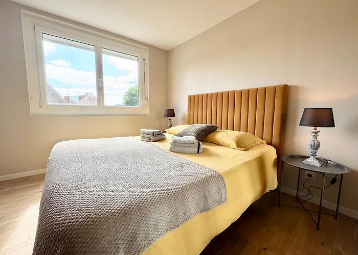Le Repaire - Cozy 2 Bedroom House *