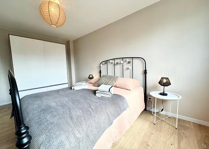 Le Repaire - Cozy 2 Bedroom House Holiday home