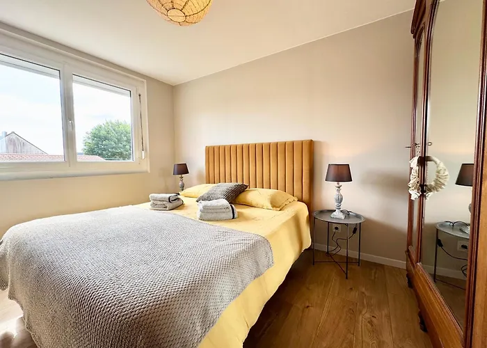 Le Repaire - Cozy 2 Bedroom House Holiday home *
